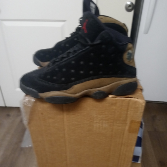 Air jordan 13 retro olive main image 5